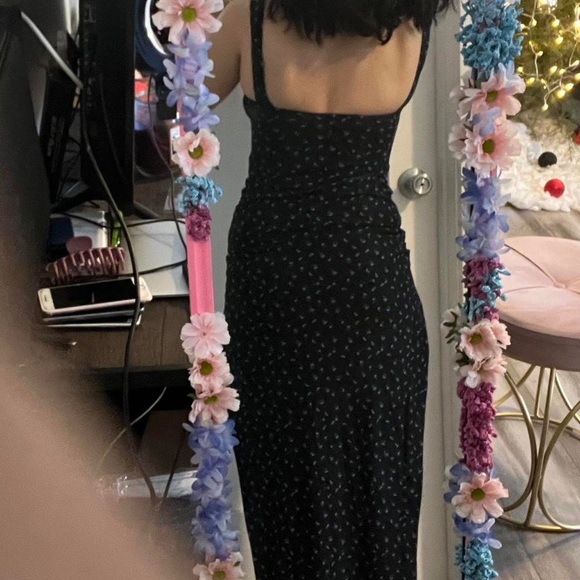 Black, long slit dress with flowers - Picture 3 of 4